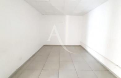 Vente Bureaux 150m² 10 pièces Fort de france