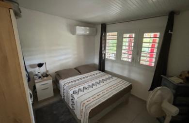 Charmante maison F3 vendue meublée et rénovée   PETIT-BOURG