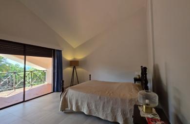 Villa d’Exception avec Vue Mer, Piscine et Beaux Volumes dans Quartier Résidentiel au Lotissement La Caraïbe à