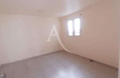 Vente Local commercial 197m² 7 pièces Fort de france