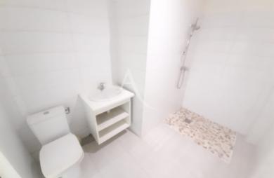 Vente Local commercial 197m² 7 pièces Fort de france