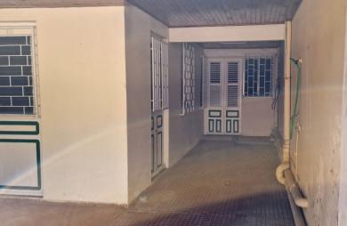 À vendre   Maison T4 à 2 minutes à pied de la plage à CASE-PILOTE