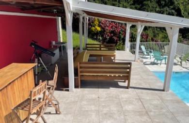 Maison T4 avec terrasses, piscine et vue mer, à deux pas du centre de SAINT-PIERRE