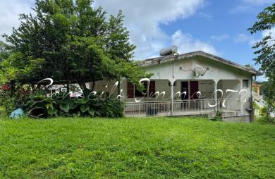 À Vendre   Maison F7 + Dépendance F3   L’Ajoupa-Bouillon