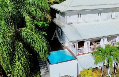 Vente Maison 85m² 5 pièces Les Trois Ilets