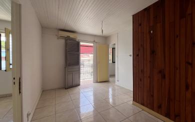 Le LAMENTIN - Maison de ville T4 Bourg 149 000 € FAI