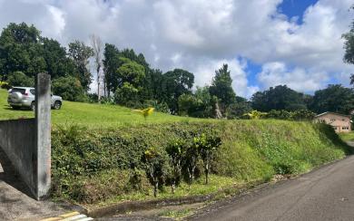 Le Gros-Morne Terrain 4 435 m² 472 500 € FAI
