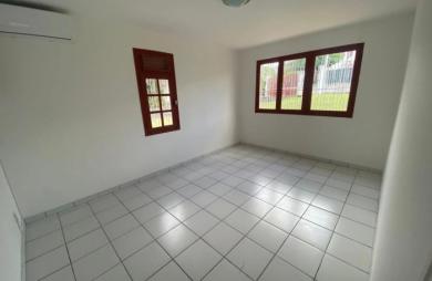 Location Bureaux 267m&sup2; 10 pièces Schoelcher