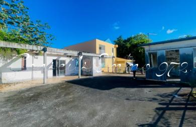 À Vendre   Ensemble Immobilier à réinventer   Bourg du Marin