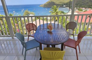 VILLA CREOLE 4 LOGEMENTS VUE MER