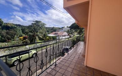  Trinité bourg- Villa 4 chambres avec grands volumes - 390K€