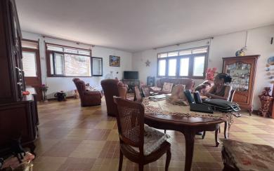  Trinité bourg- Villa 4 chambres avec grands volumes - 390K€