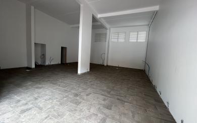 Rivière Pilote - Local professionnel 96 m² - 2500€ HT/Mois