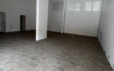 Rivière Pilote - Local professionnel 96 m² - 2500€ HT/Mois