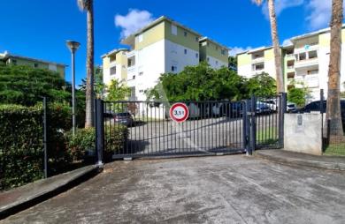 Location Appartement 72.16m² 3 pièces Ducos
