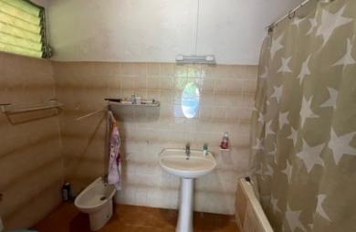 Ensemble immobilier une maison F4 avec une dépendance F3 sur un grand terrain - AJOUPA BOUILLON