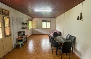Ensemble immobilier une maison F4 avec une dépendance F3 sur un grand terrain - AJOUPA BOUILLON