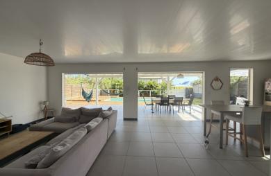 Villa T4 moderne récente jardin et piscine