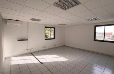 Location Bureaux 116m² Le Lamentin