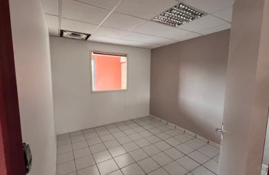 Location Bureaux 116m² Le Lamentin
