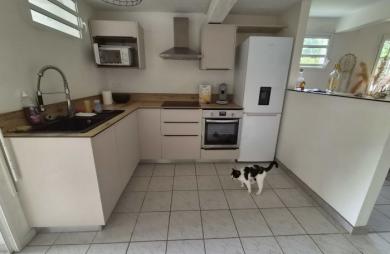 Joli appartement F3 meublé au calme