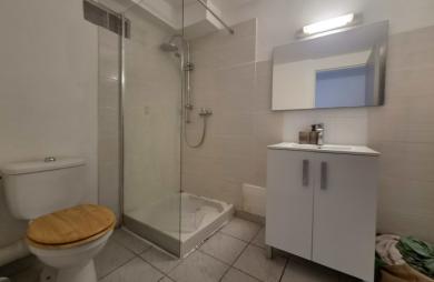 Joli appartement F3 meublé au calme