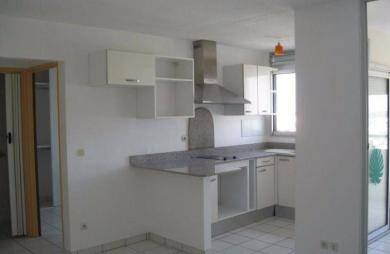 Vente Appartement 54m&sup2; 2 pièces Fort de france
