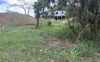 Rivière-Pilote Terrain constructible 860 m² 135 000 euros FA