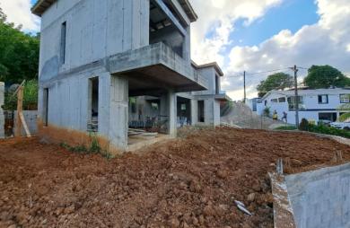 Maison neuve à terminer   Le François