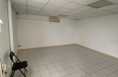 Location Local commercial 25m² Ducos