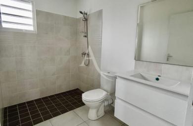 Location Maison 84.49m² 4 pièces Le Diamant