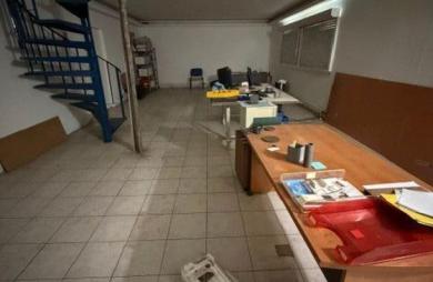 Location Local commercial 958m&sup2; Le Robert