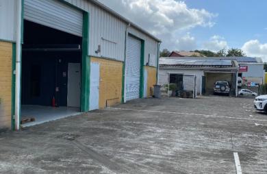 Location Local commercial 170m² Sainte Luce