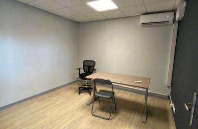 Location Local commercial 170m² Sainte Luce