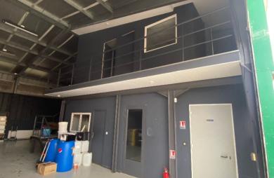 Location Local commercial 170m² Sainte Luce