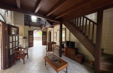 Charmante maison en bois avec terrasse, jardin privatif et aperçu mer - ANSES D