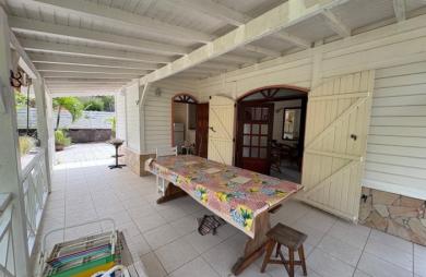 Charmante maison en bois avec terrasse, jardin privatif et aperçu mer - ANSES D