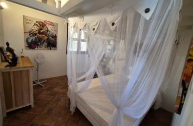 Villa de charme F4 + studio avec vue mer et piscine