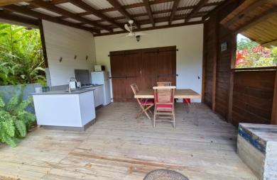 Villa de charme F4 + studio avec vue mer et piscine