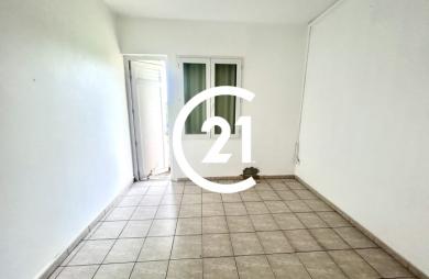 Location Appartement 77.00m&sup2; 3 pièces Sainte Marie