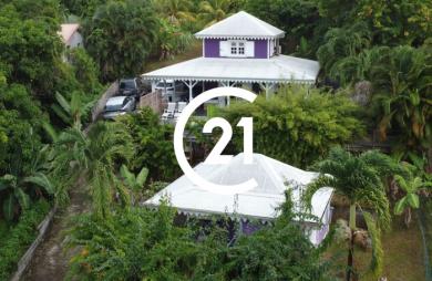 Vente Maison 168.00m&sup2; 5 pièces La Trinité