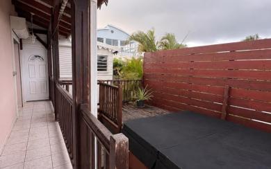 VILLA DE 3 LOGEMENTS INDEPENDANTS - TROIS ILETS : 550 000 €