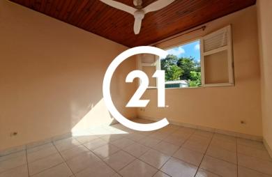 Location Maison 98.07m&sup2; 4 pièces Fort de france