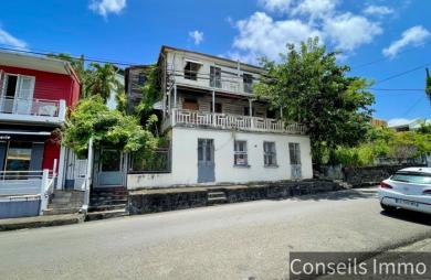Terrain 425 m2 à bâtir - Emprise 45 % et R+4 - Clairière