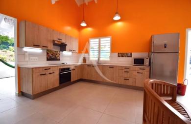 Vente Maison 77.39m² 4 pièces Sainte Anne