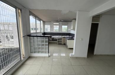 Appartement idéalement situé avec vue sur la baie - Fort-de-France