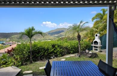 Villa avec vue mer, piscine et fort potentiel locatif   Les Anses-d