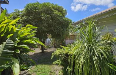 Villa avec vue mer, piscine et fort potentiel locatif   Les Anses-d