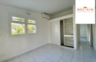 Location Appartement 98.00m&sup2; 4 pièces Le Lamentin