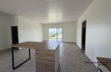 Location Maison 102.39m&sup2; 4 pièces Le Lamentin